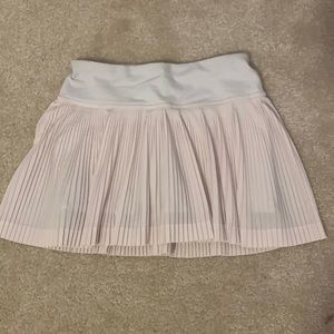 lulu lemon skirt (no longer sold)